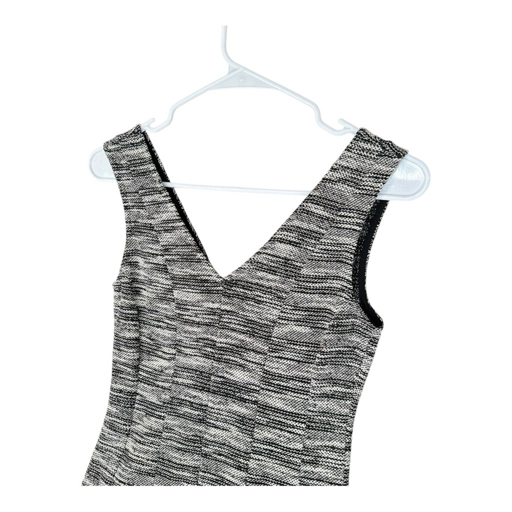 Banana Republic Women’s 00P Petites Fit Flare Sleeveless Mini Dress Textured - Picture 4 of 16